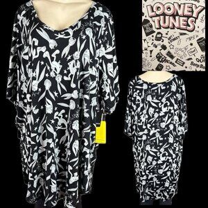 Looney Tunes +6 Black/Gray V-Neck Bugs Bunny Graphic Curved Hem Half Sleeve Top